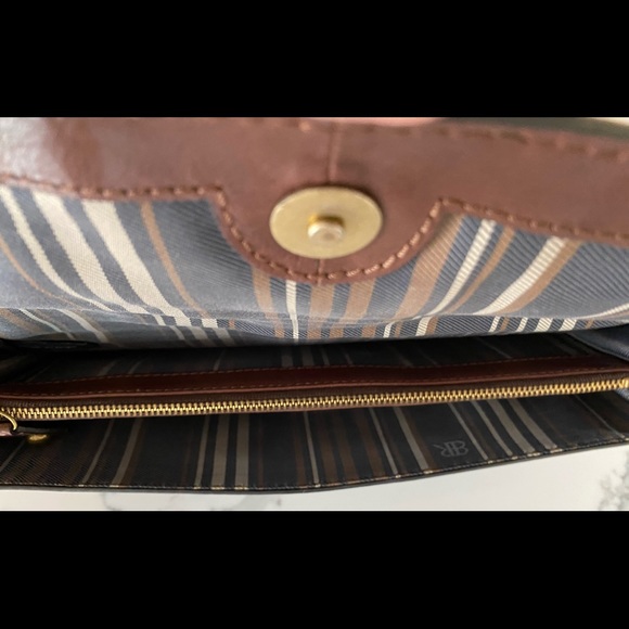Banana Republic Clutch - Picture 6 of 12